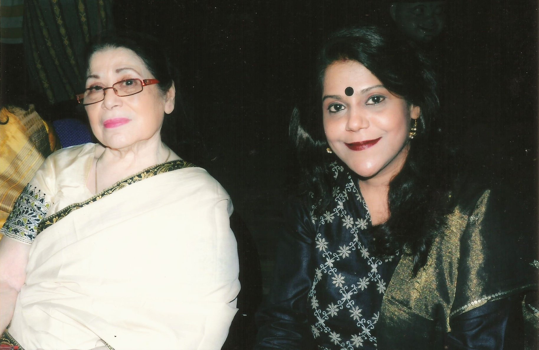Antara with mother and Guru Sabita Chowdhury, the inpiration behind Surodhwoni
